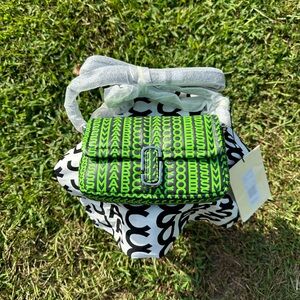 Marc Jacobs  Lambskin Leather Logo Mini Crossbody Purse Bag GREEN BNWT